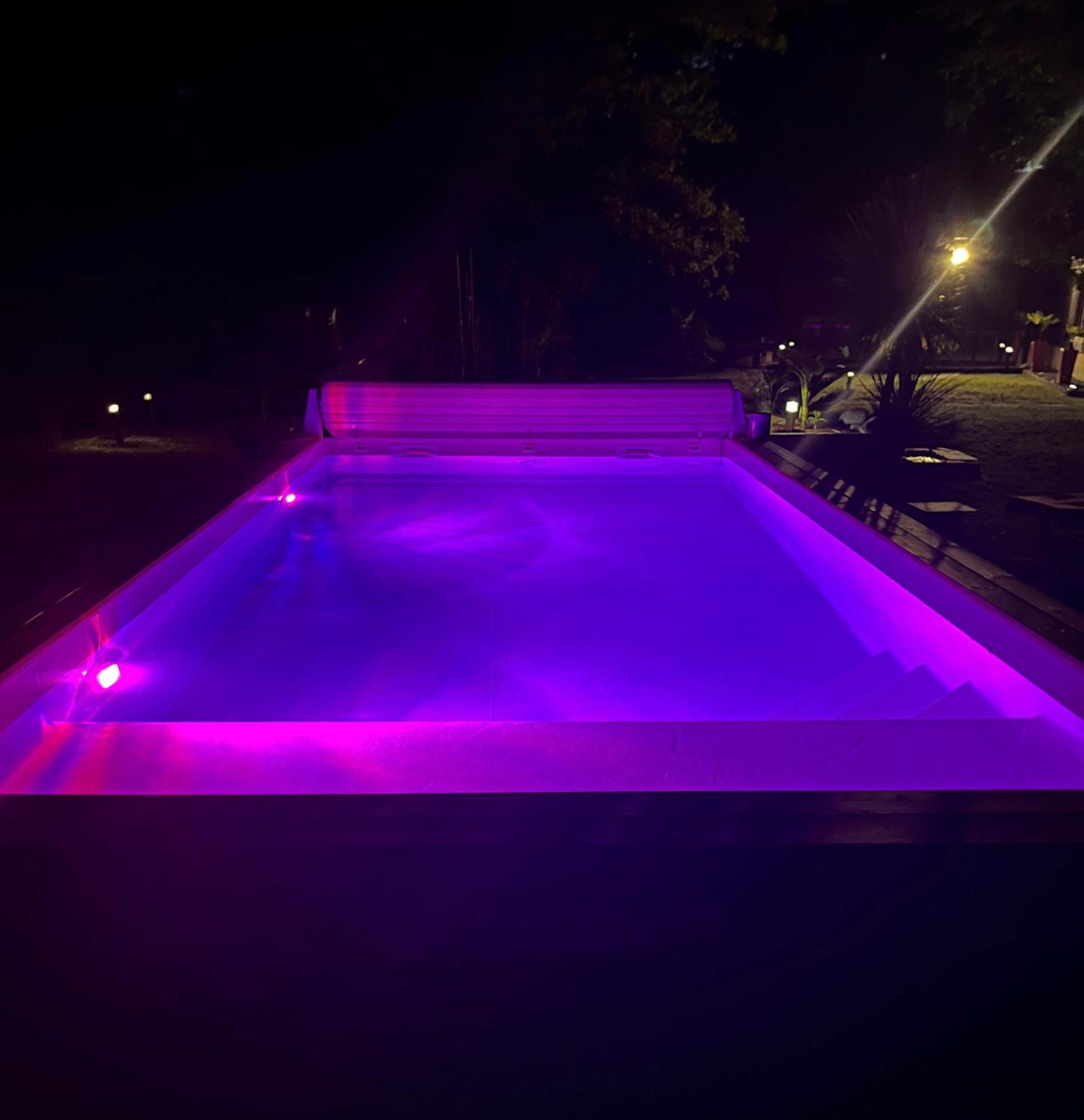 Hacienda De La Canopee Avec Piscine Chauffee Au Sel Hourtin Εξωτερικό φωτογραφία