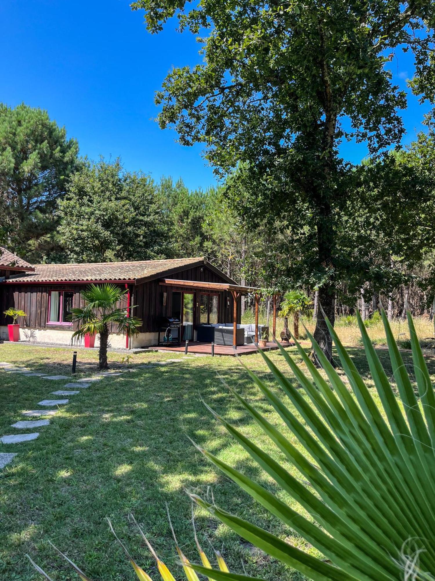 Hacienda De La Canopee Avec Piscine Chauffee Au Sel Hourtin Εξωτερικό φωτογραφία